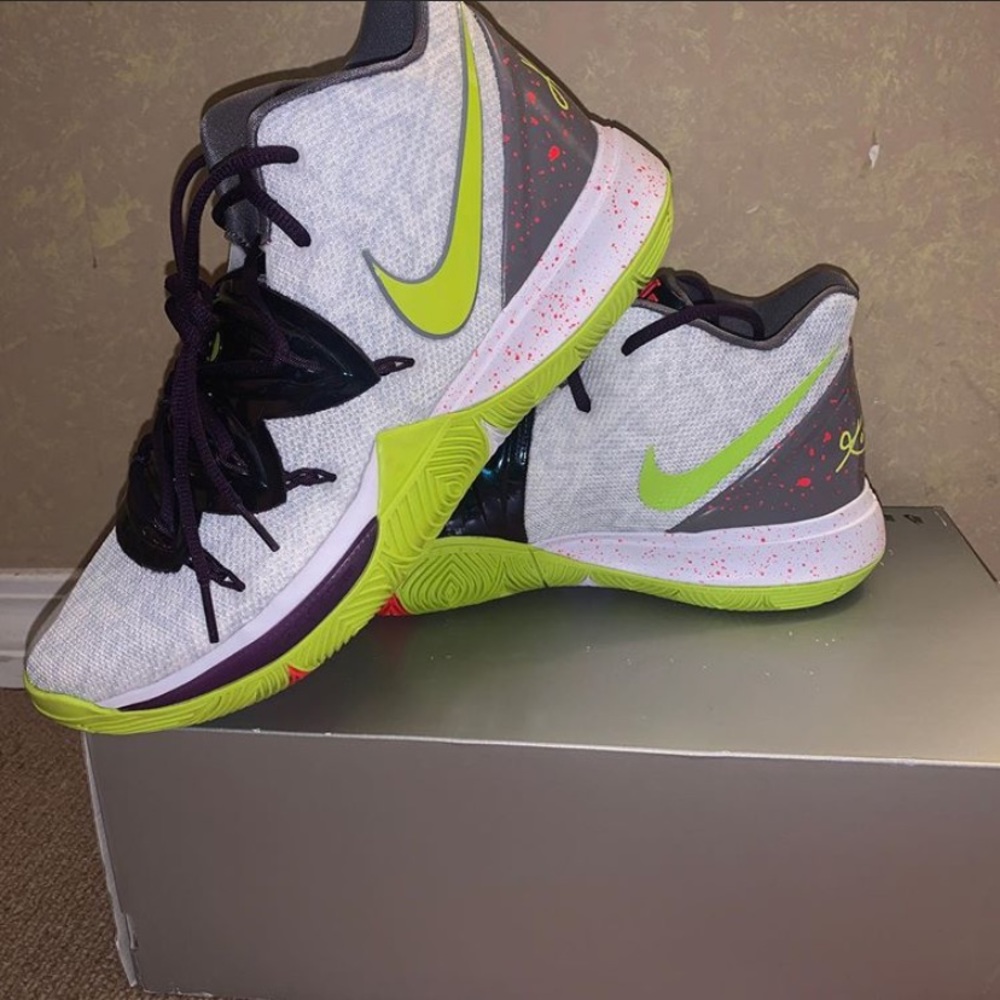 Kyrie 5 x Mamba Mentality